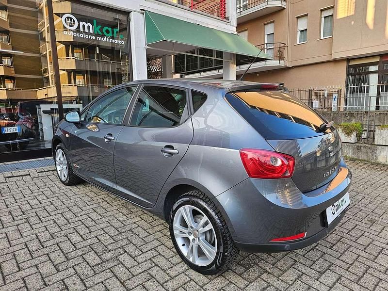 Usata Seat Ibiza Copa 75 CV (55 kW) 2012 Grigio Berlina