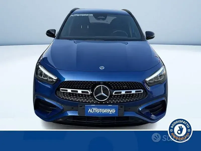 Usata Mercedes GLA180 AMG line 116 CV (85 kW) 2025 Blu SUV