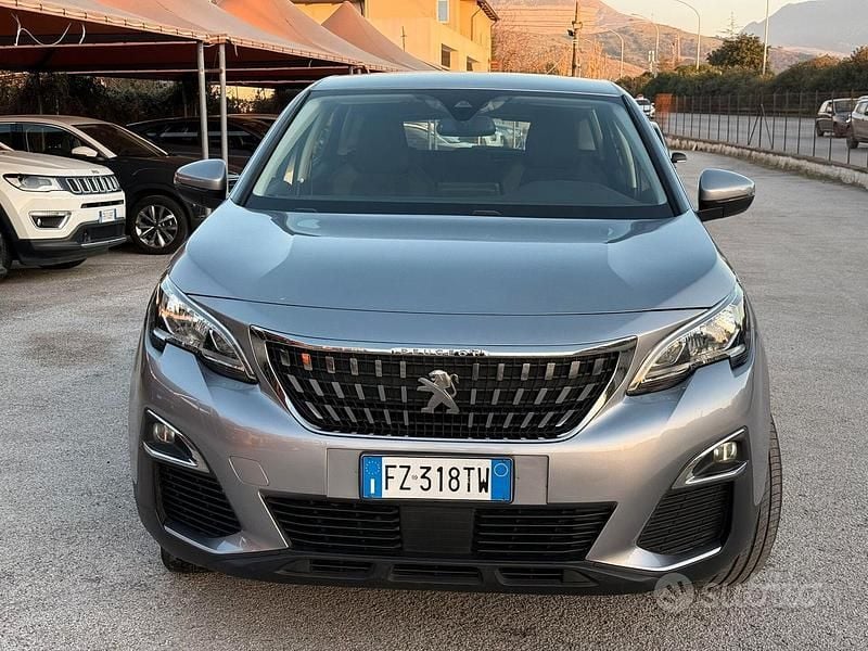Usata Peugeot 3008 Business-Line 131 CV (96 kW) 2019 Grigio SUV
