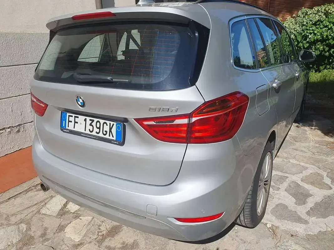 Usata BMW 218 Luxury Line 150 CV (110 kW) 2016 Argento Monovolume