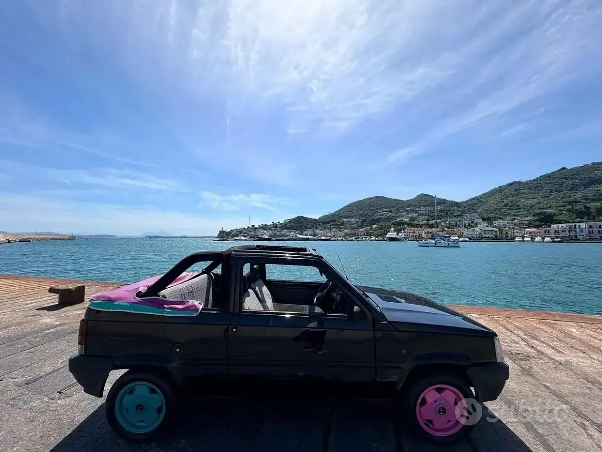 Usata Fiat 750 34 CV (25 kW) 1992 Nero Cabrio