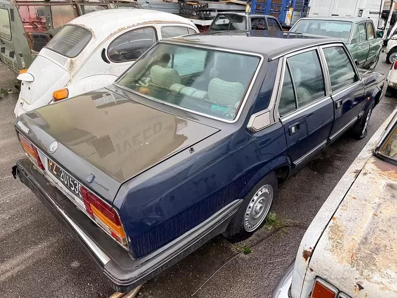 Usata Alfa Romeo Alfa 6 1983 Blu Berlina