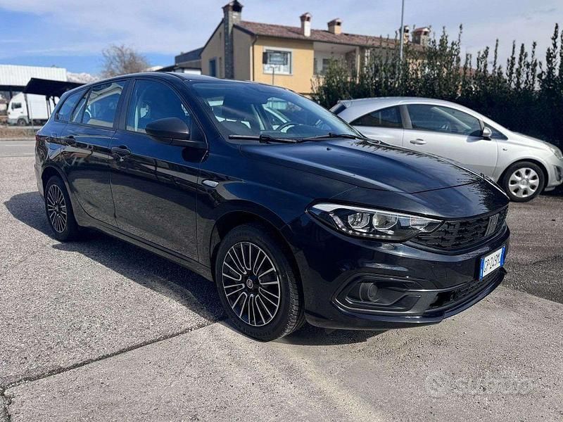 Usata Fiat Tipo 101 CV (74 kW) 2023 Grigio Station wagon