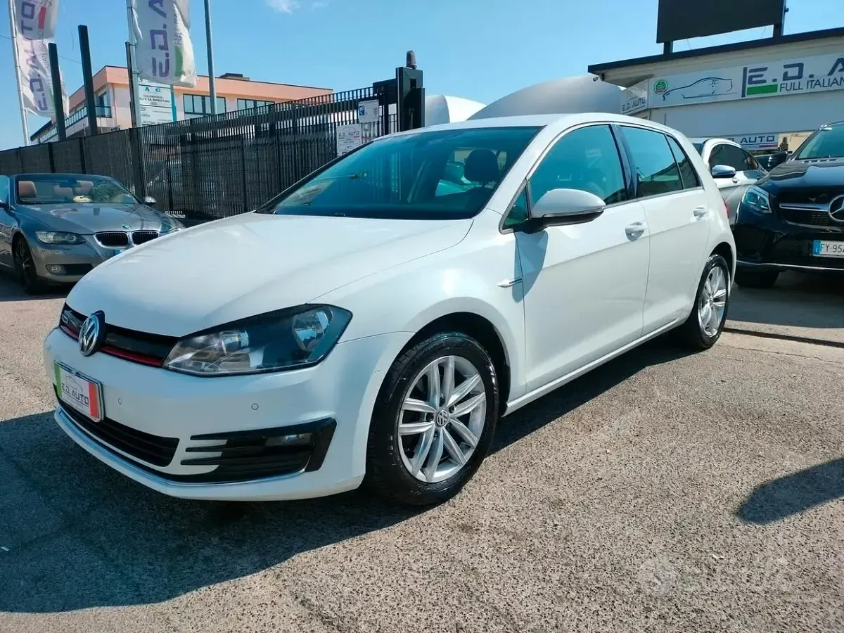 Usata VW Golf VII Executive 110 CV (80 kW) 2016 Bianco Berlina