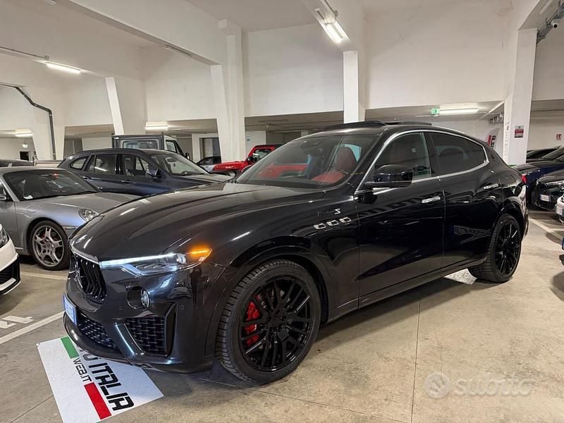 Usata Maserati Levante 430 CV (316 kW) 2022 Nero SUV