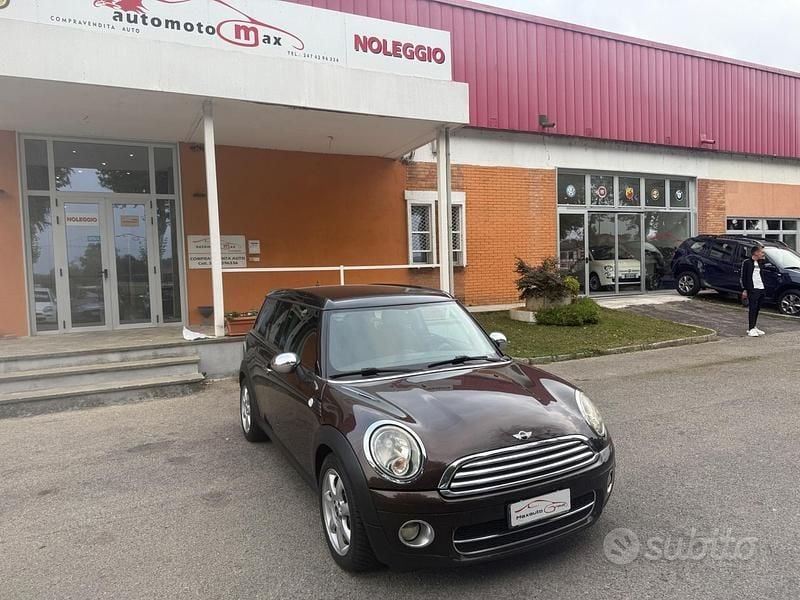 Marrone Usata 2009 Mini Cooper D Clubman Station wagon | 3900 € (Buon prezzo) - Immagine 1/4