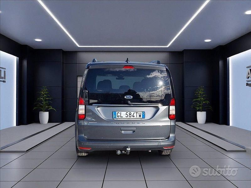 Usata Ford Tourneo Connect Titanium 114 CV (83 kW) 2023 Grigio Monovolume