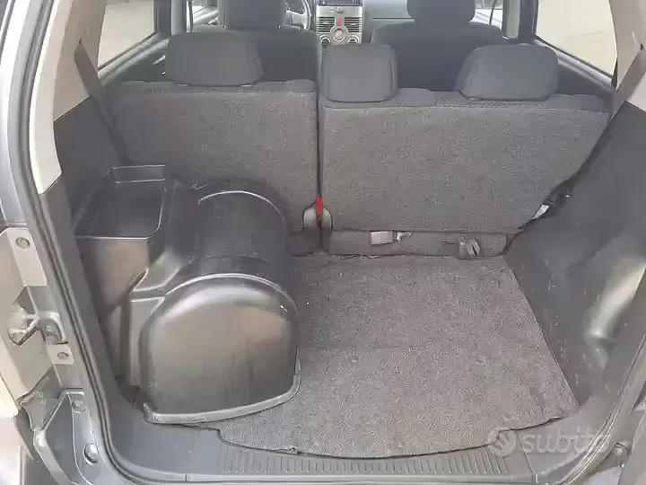 Usata Daihatsu Terios 105 CV (77 kW) 2010 Grigio SUV