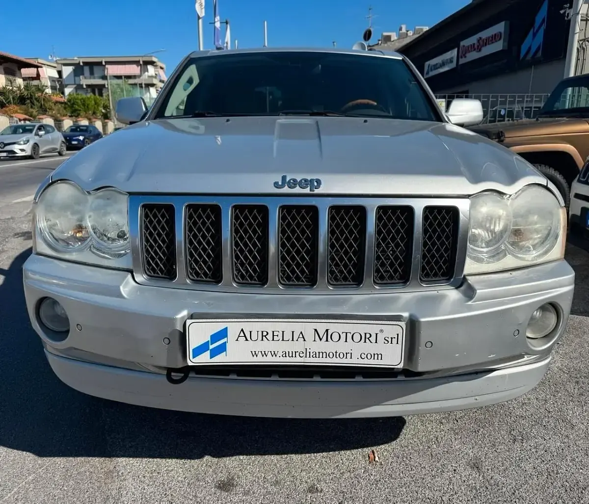 Usata Jeep Grand Cherokee Overland 218 CV (160 kW) 2008 Argento SUV