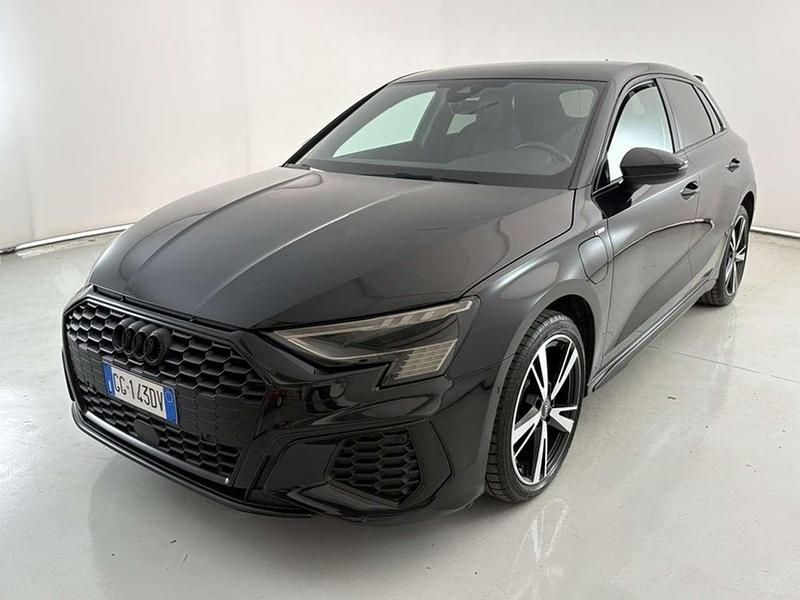 Nera Usata 2022 Audi A3 Sportback e-tron S-Line Due volumi | 27.900 € (Buon prezzo) - Immagine 1/4