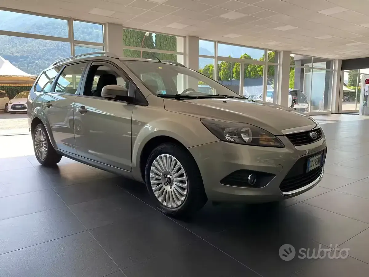 Usata Ford Focus 100 CV (73 kW) 2009 Berlina