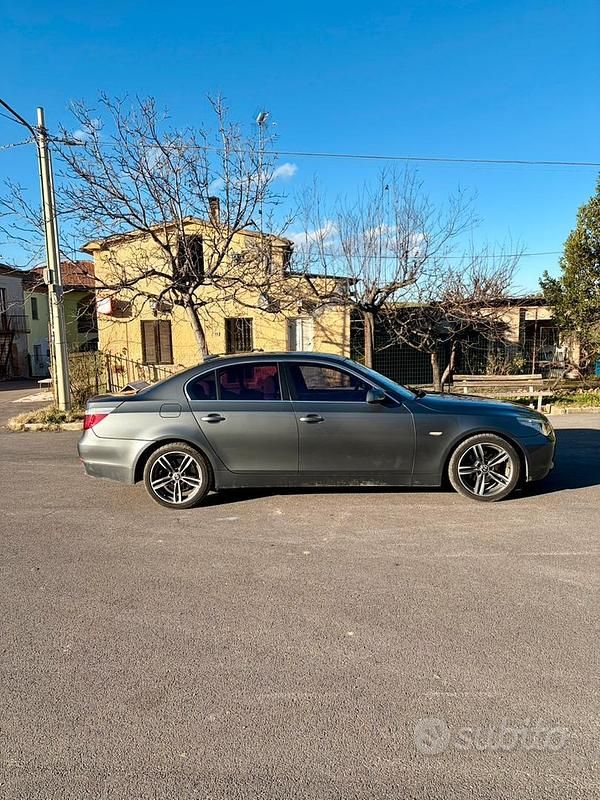 Usata BMW 520 163 CV (119 kW) 2009 Grigio Berlina