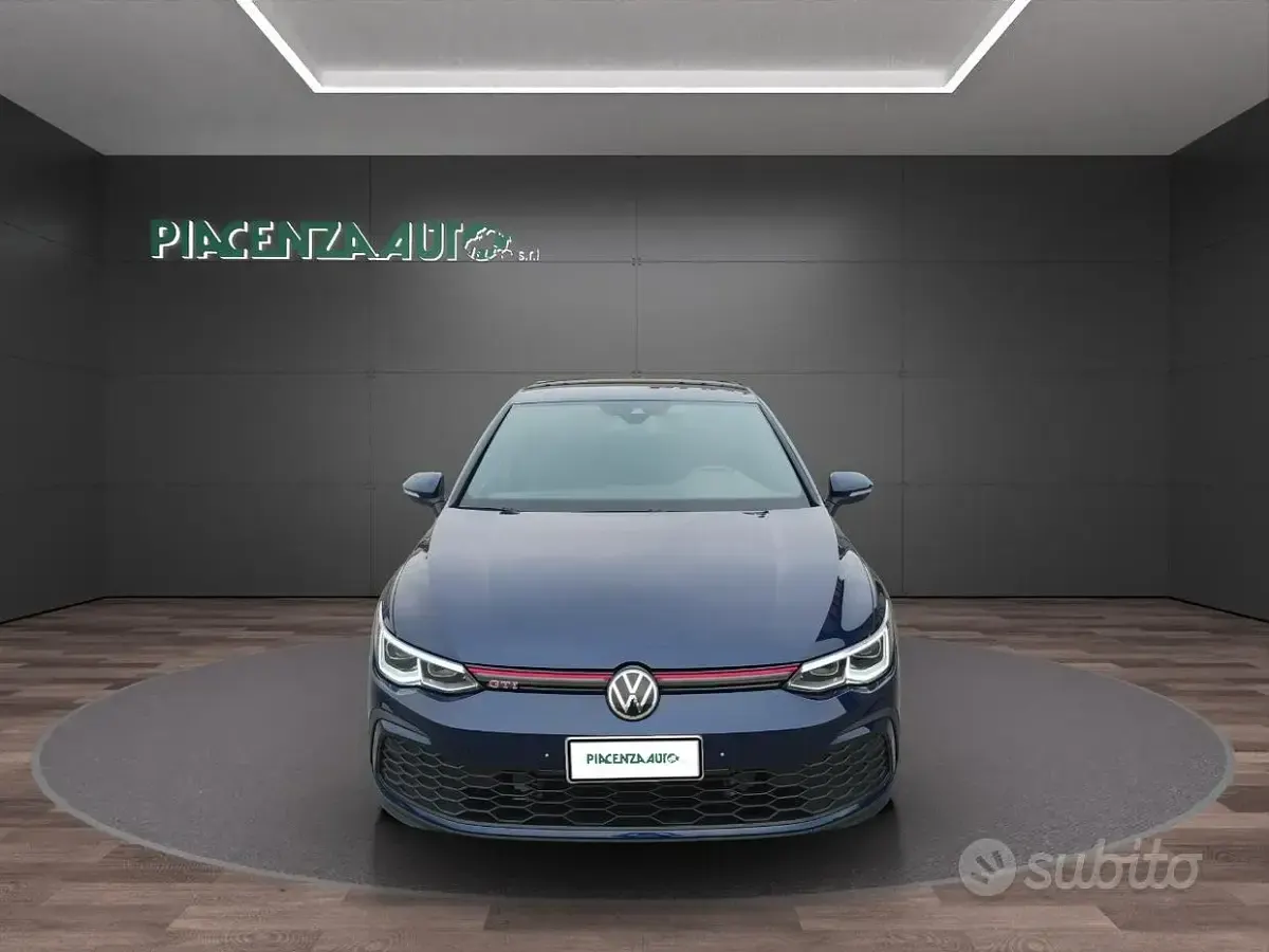 Usata VW Golf VIII GTI 245 CV (180 kW) 2021 Blu/azzurro Berlina