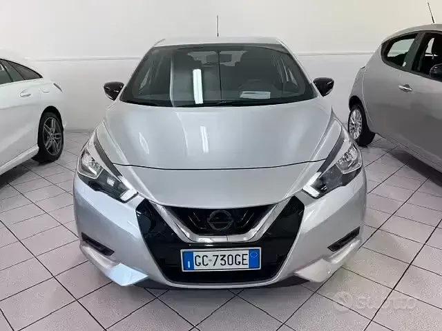 Usata Nissan Micra 101 CV (74 kW) 2020 Grigio Utilitaria