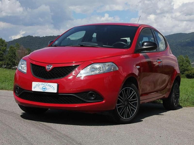 Rosso Usata 2018 Lancia Ypsilon Gold Due volumi | 8400 € (Ottimo prezzo) - Immagine 1/4