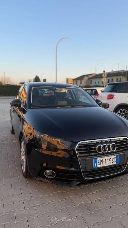 Usata Audi A1 Admired 86 CV (63 kW) 2012 Nero Utilitaria