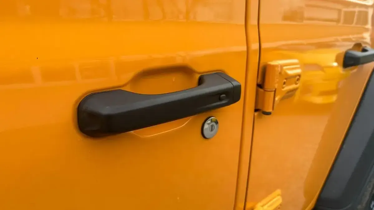Usata Jeep Wrangler Rubicon 380 CV (279 kW) 2021 Giallo SUV