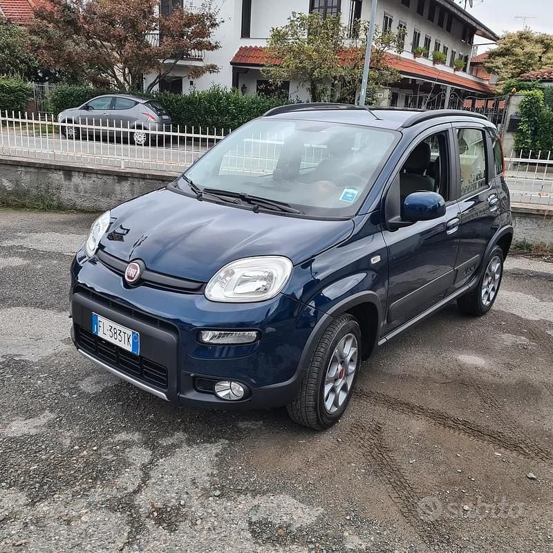 Usata Fiat Panda 4x4 86 CV (63 kW) 2017 Utilitaria