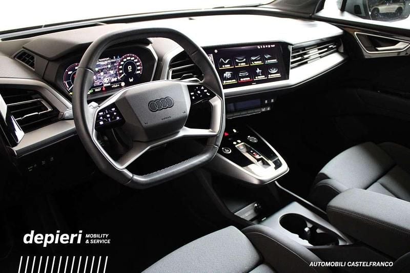 Usado Audi Q4 Sportback e-tron S-Line 210 kW (286 CV) 2024 Gris SUV