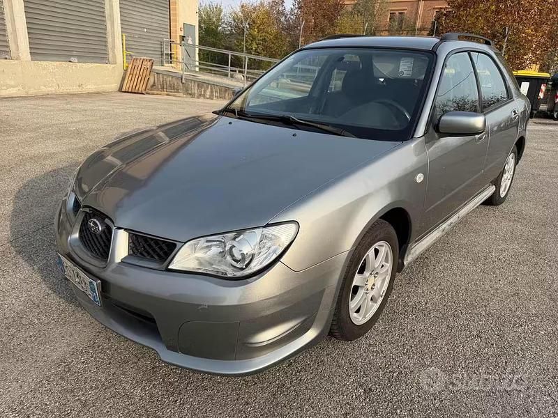 Usata Subaru Impreza Sport 104 CV (76 kW) 2007 Grigio Station wagon