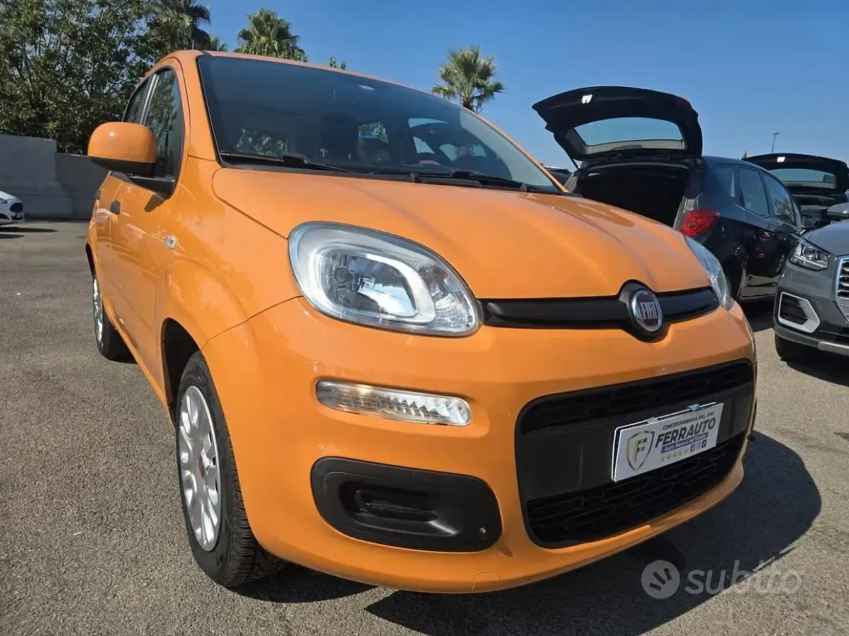 Usata Fiat Panda Lounge 69 CV (50 kW) 2019 Arancione Utilitaria
