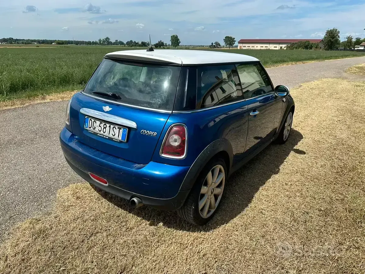 Usata Mini Cooper 120 CV (88 kW) 2007 Bluazzurro Utilitaria