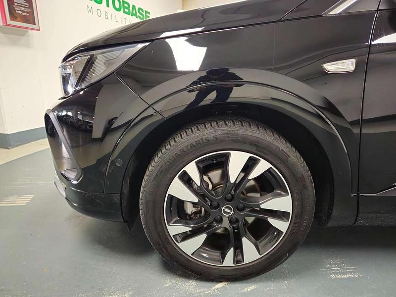 Usata Opel Grandland X Business Elegance 131 CV (96 kW) 2022 Nero SUV