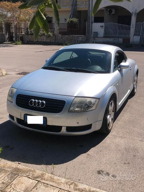 Usata Audi TT 179 CV (131 kW) 2002 Grigio Coupé