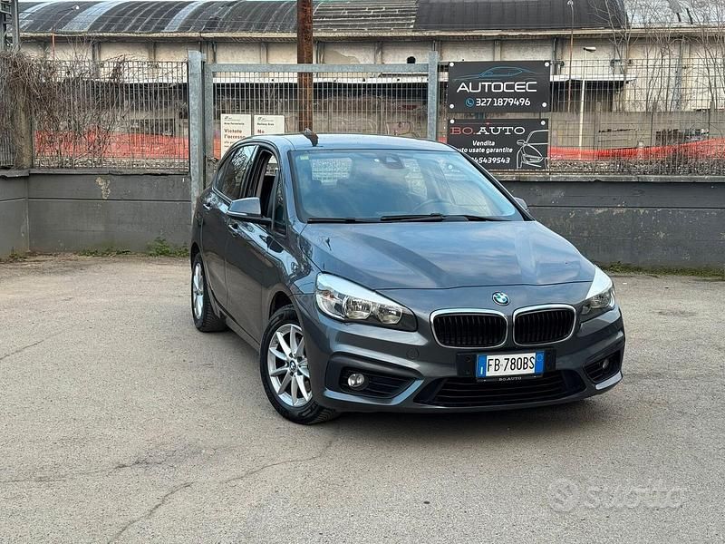 Usata BMW 216 Active Tourer Luxury Line 116 CV (85 kW) 2015 Grigio Monovolume