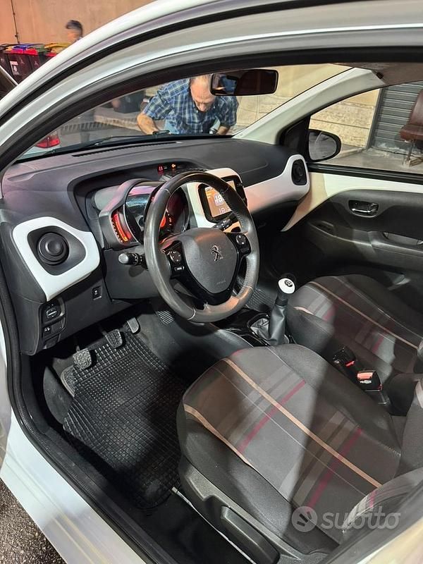 Usata Peugeot 108 82 CV (60 kW) 2015 Bianco Utilitaria