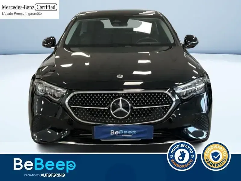 Usata Mercedes E220 Advanced 197 CV (144 kW) 2024 Nero pastello Berlina