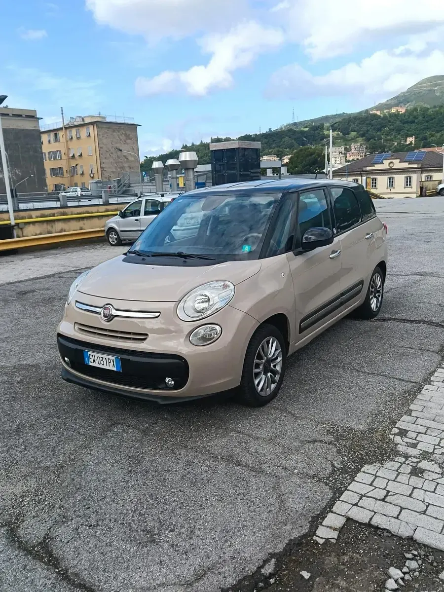 Usata Fiat 500L Living 85 CV (62 kW) 2014 Marrone Monovolume