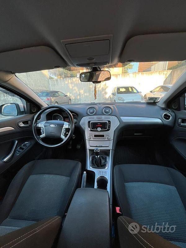 Usata Ford Mondeo 140 CV (102 kW) 2009 Grigio Station wagon