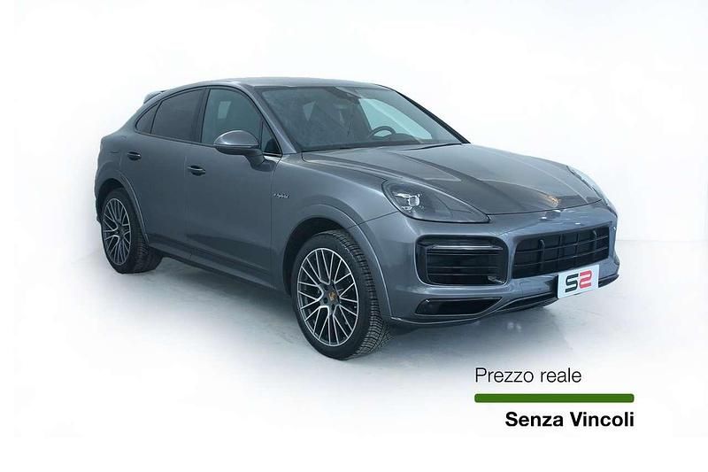 Usata Porsche Cayenne 462 CV (339 kW) 2021 Grigio SUV