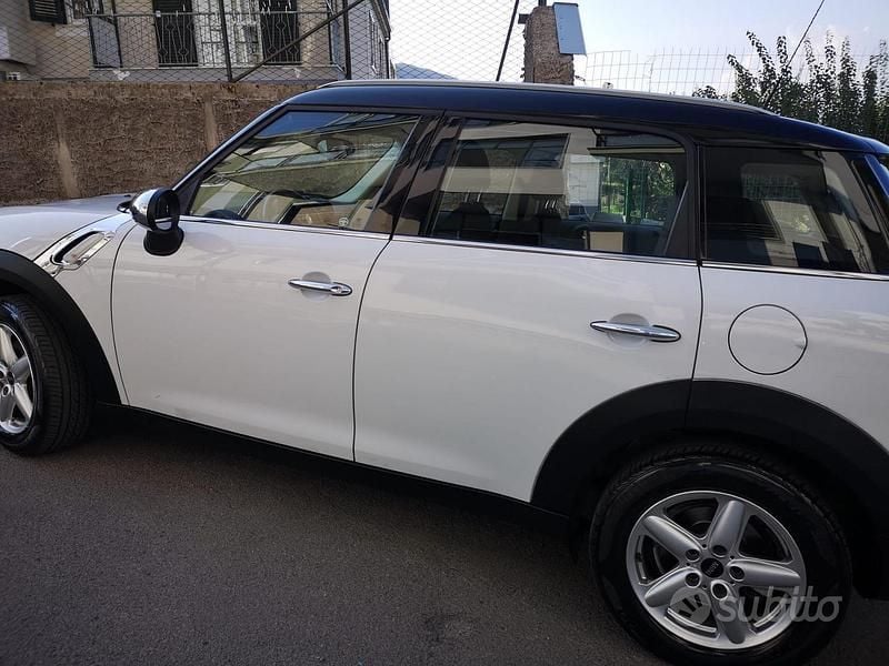 Usata Mini Countryman 111 CV (81 kW) 2013 Bianco SUV