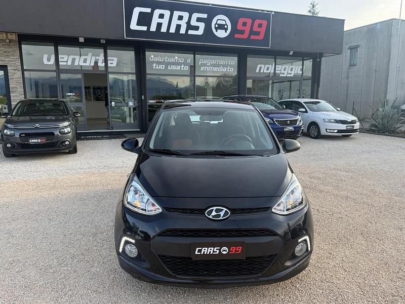Usata Hyundai i10 Edition 69 CV (50 kW) 2015 Nero Utilitaria