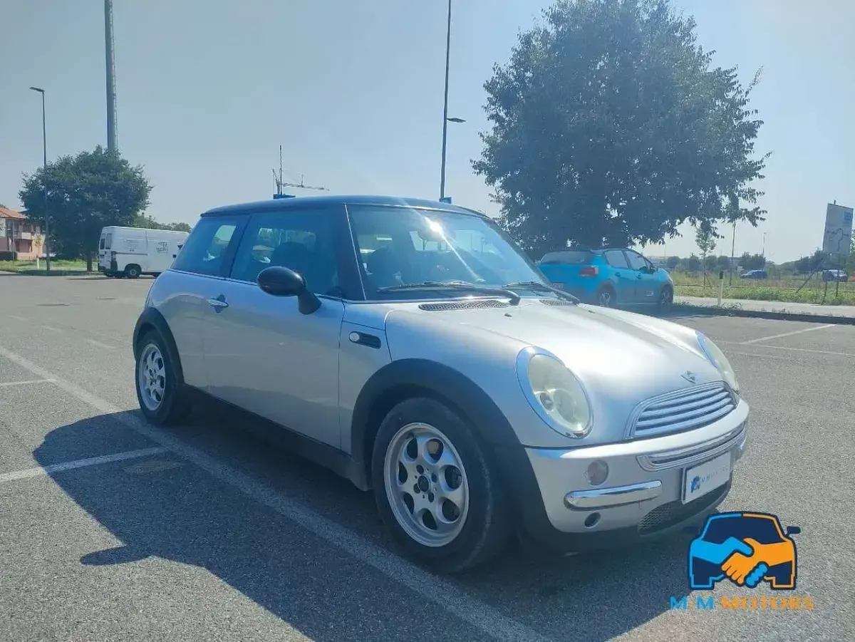 Usata Mini Cooper 116 CV (85 kW) 2003 Utilitaria