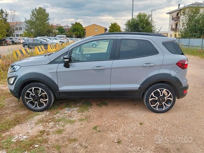Usata Ford Ecosport 125 CV (91 kW) 2021 Grigio SUV