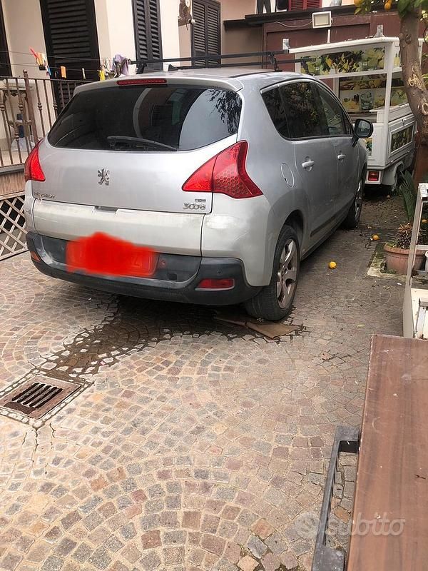 Usata Peugeot 3008 2012 Grigio Station wagon