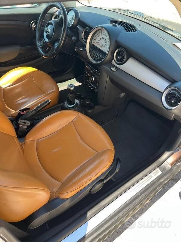Usata Mini Cooper 2011 Marrone Utilitaria