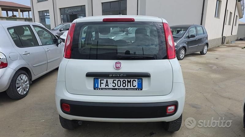 Usata Fiat Panda Pop 69 CV (50 kW) 2015 Bianco Utilitaria