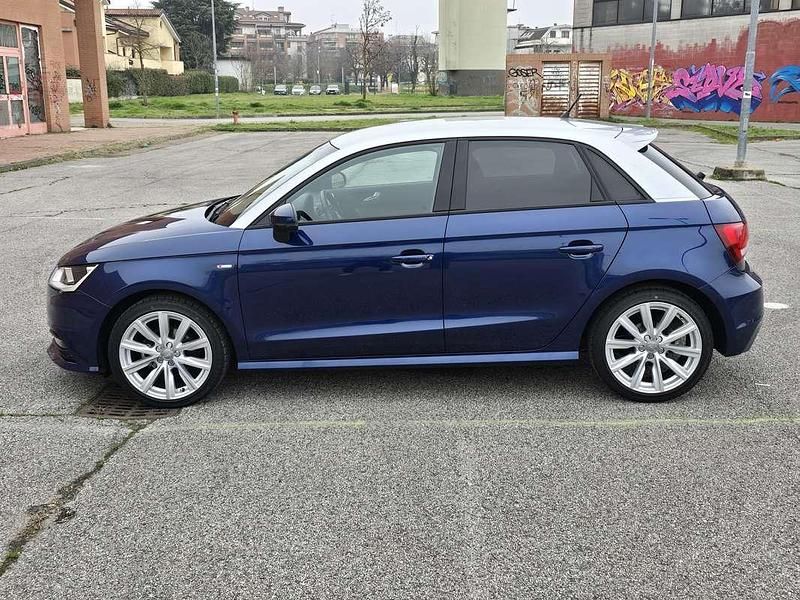 Usata Audi A1 Sportback Admired 95 CV (69 kW) 2018 Blu/azzurro Utilitaria
