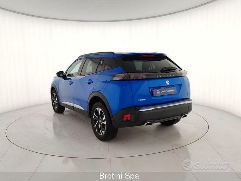 Usata Peugeot 2008 Allure 131 CV (96 kW) 2023 Blu SUV