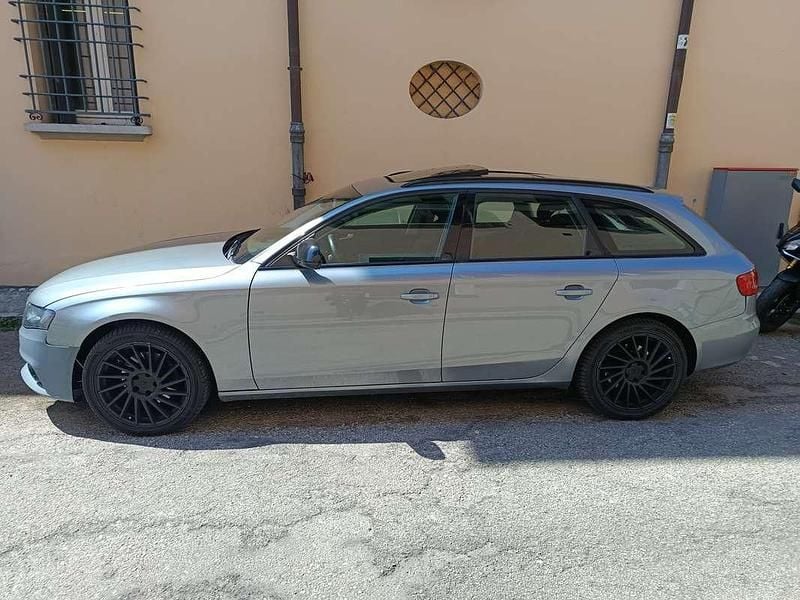 Usata Audi A4 Advanced 143 CV (105 kW) 2009 Grigio Station wagon
