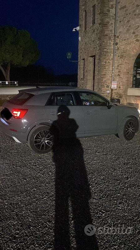 Usata Audi Q2 Business 116 CV (85 kW) 2019 Grigio SUV