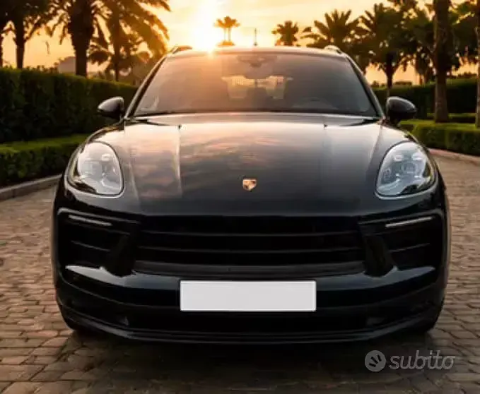 Usata Porsche Macan T 265 CV (194 kW) 2022 Nero SUV