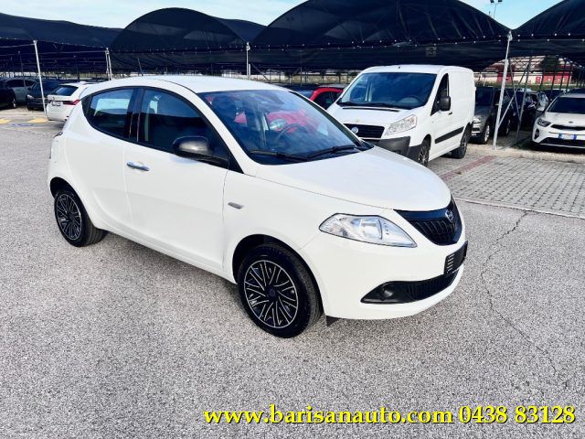 Usata Lancia Ypsilon S 69 CV (50 kW) 2024 Bianco Utilitaria