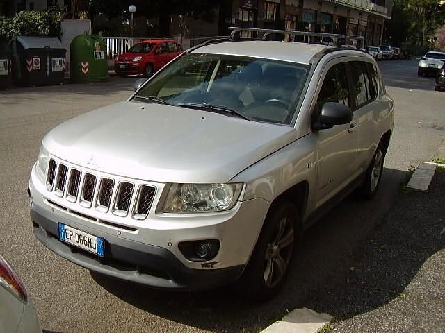 Usata Jeep Compass Limited 136 CV (100 kW) 2012 Argento SUV