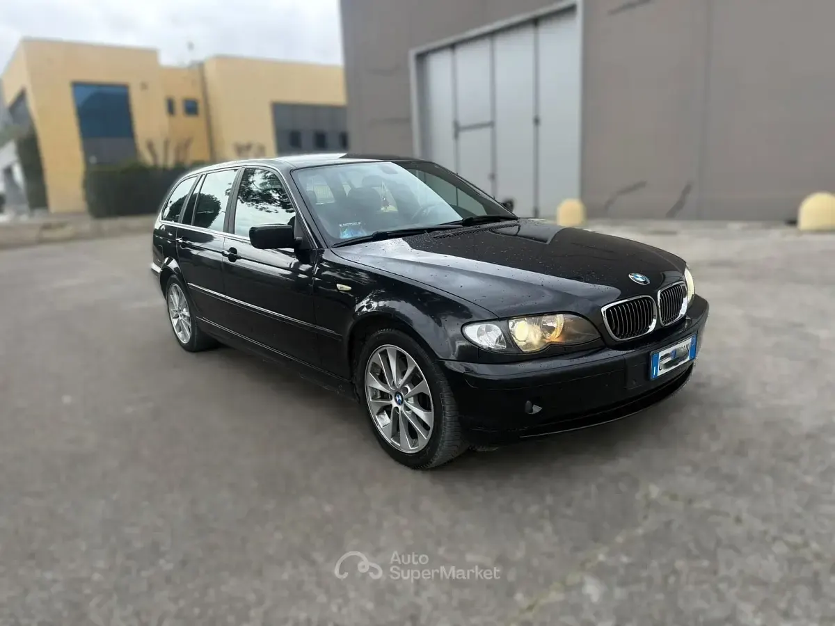 Usata BMW 330 205 CV (150 kW) 2005 Nero Station wagon