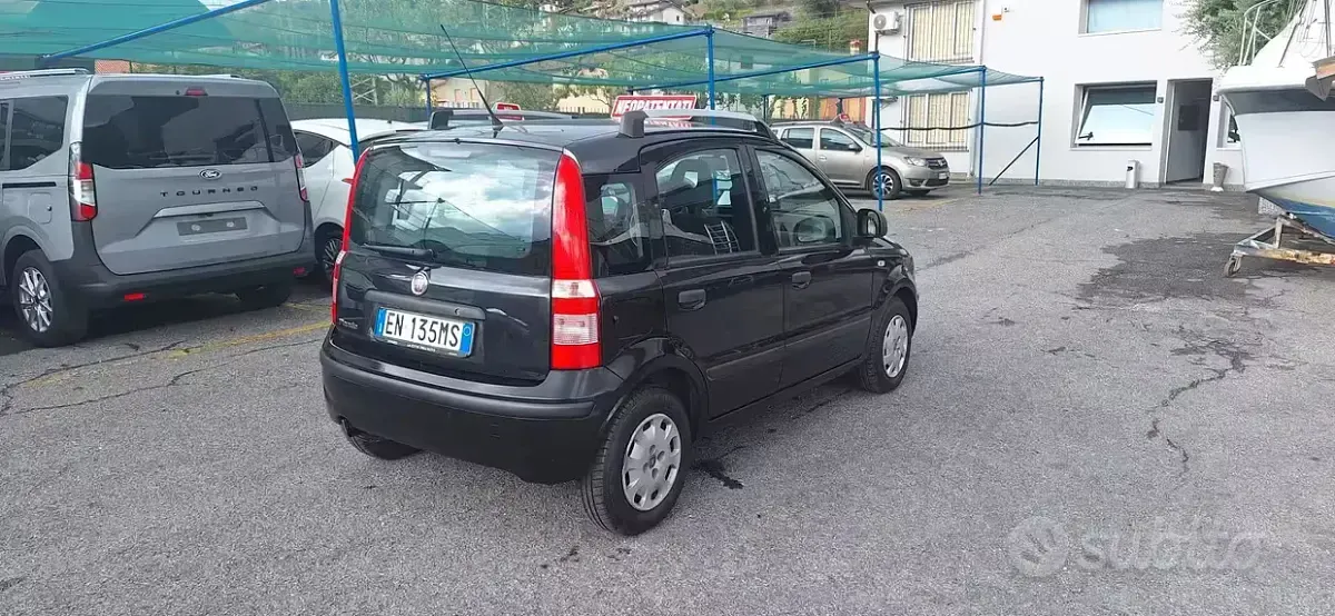 Usata Fiat Panda Classica 69 CV (50 kW) 2012 Nero Utilitaria